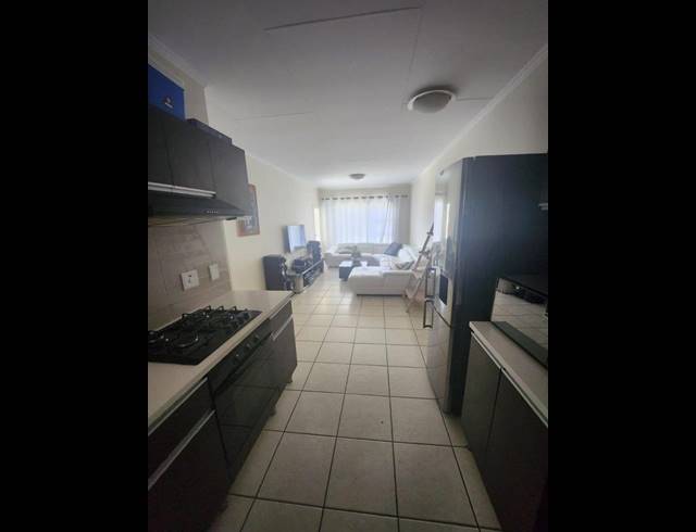 2 BEDROOM TOWNHOUSE FOR SALE IN OAKDENE